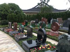 艺术墓碑：展示性命的故事，通报永恒的感情