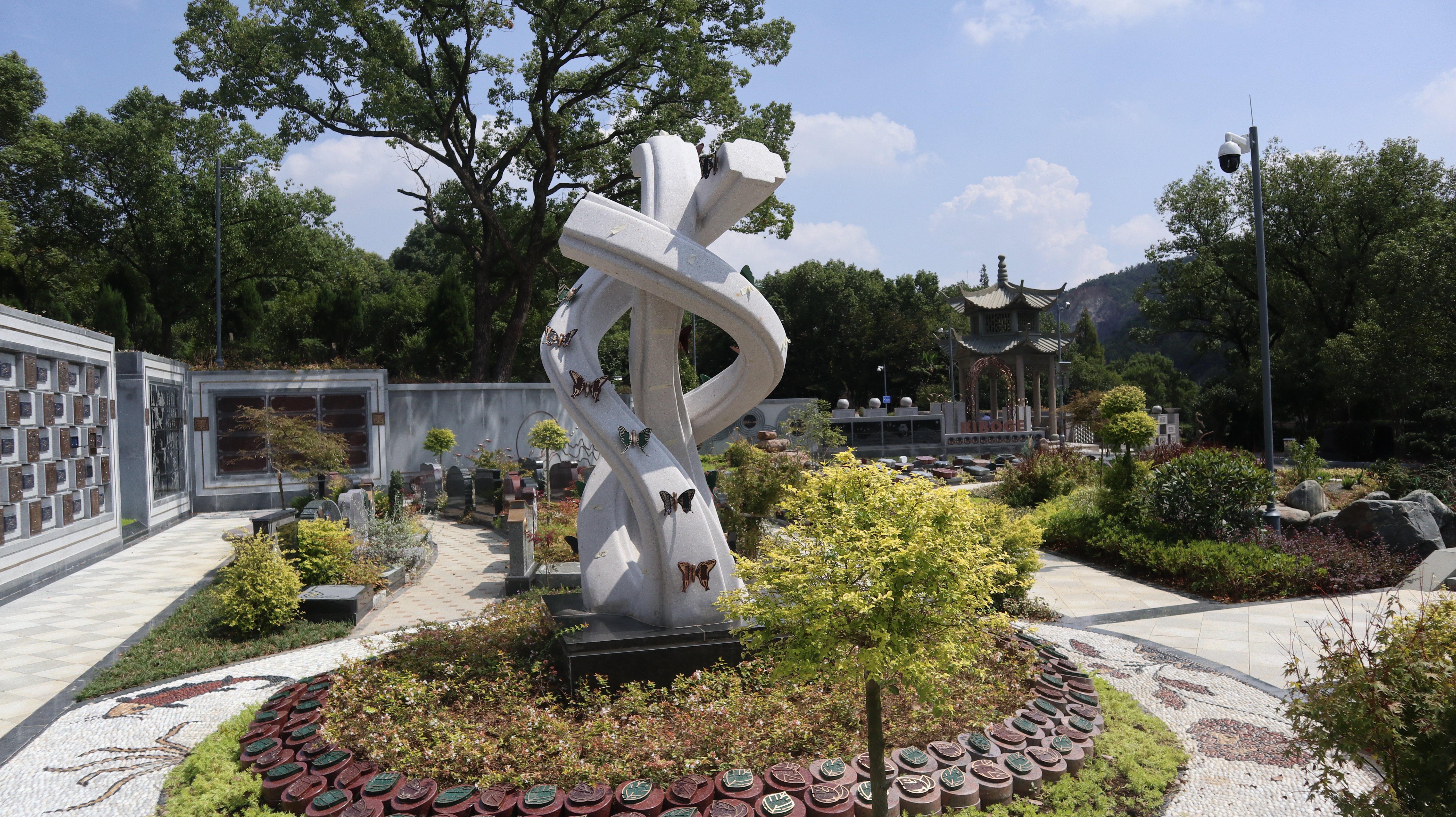 J9集团以”微刷新”引领老旧墓园走向绿色生态将来